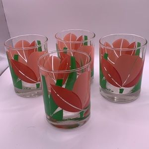 Set of 4 Tulip painted La Rue glasses tumblers. 4.25” tall